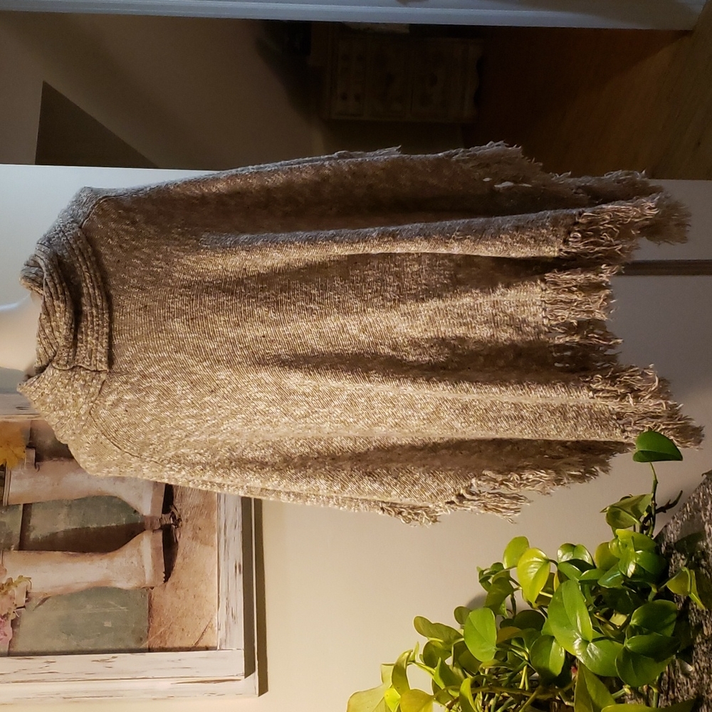 ♦️♦️ SOLD ♦️♦️Fenn Wright Manson Poncho - Picture 7 of 8
